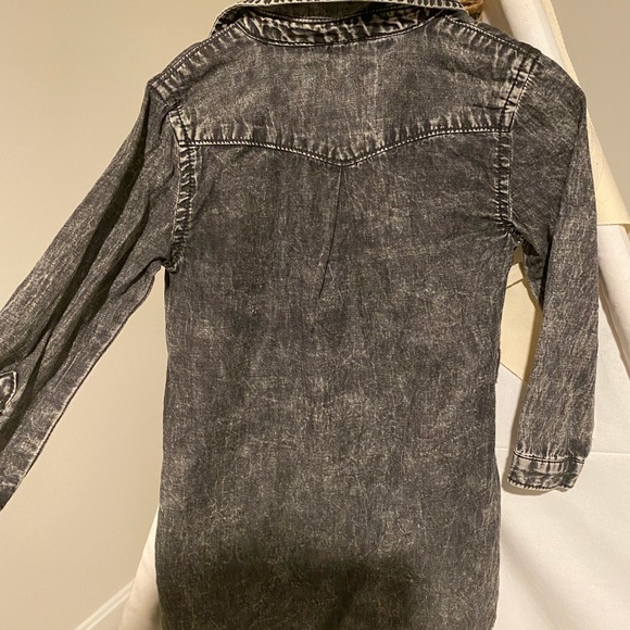 True religion - Picture 2 of 2